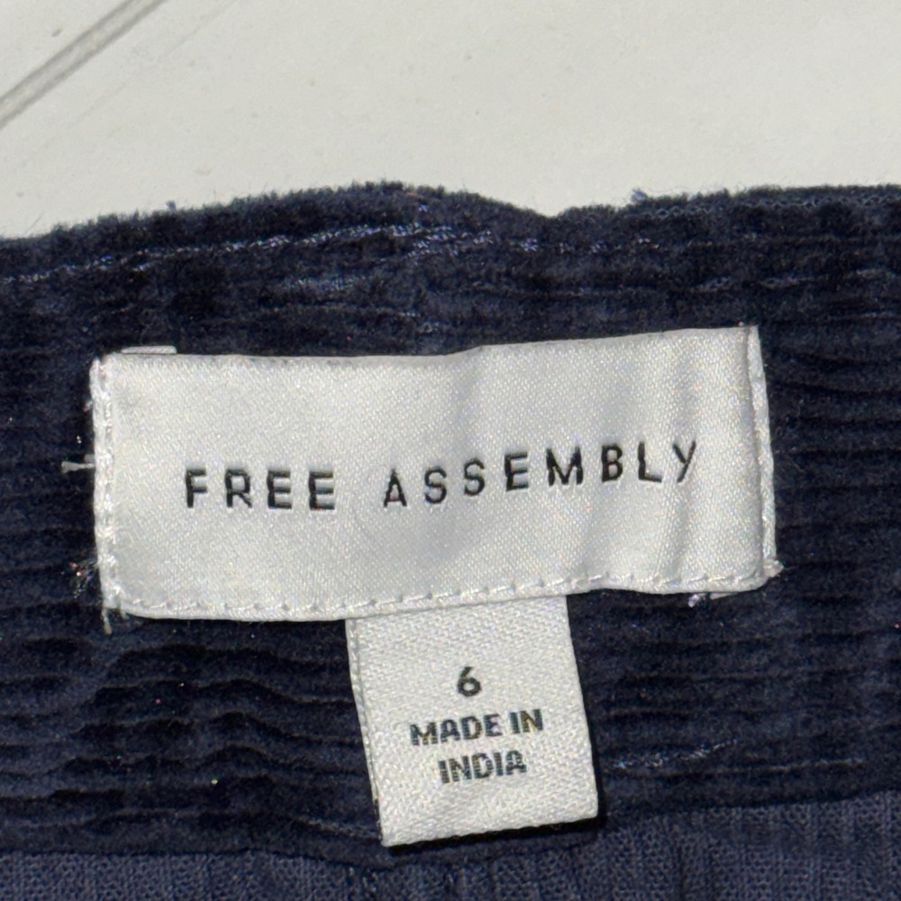 Free Assembly Corduroy A-Line Mini Skirt Pockets Dark Navy Blue Button Fly sz 6 - Picture 3 of 5